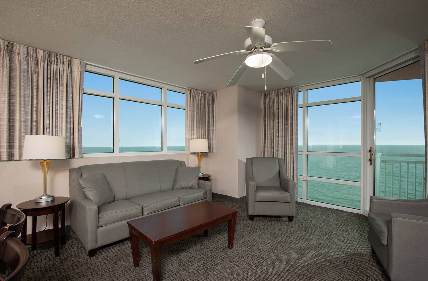 accommodation 2 Bedroom Oceanfront Corner